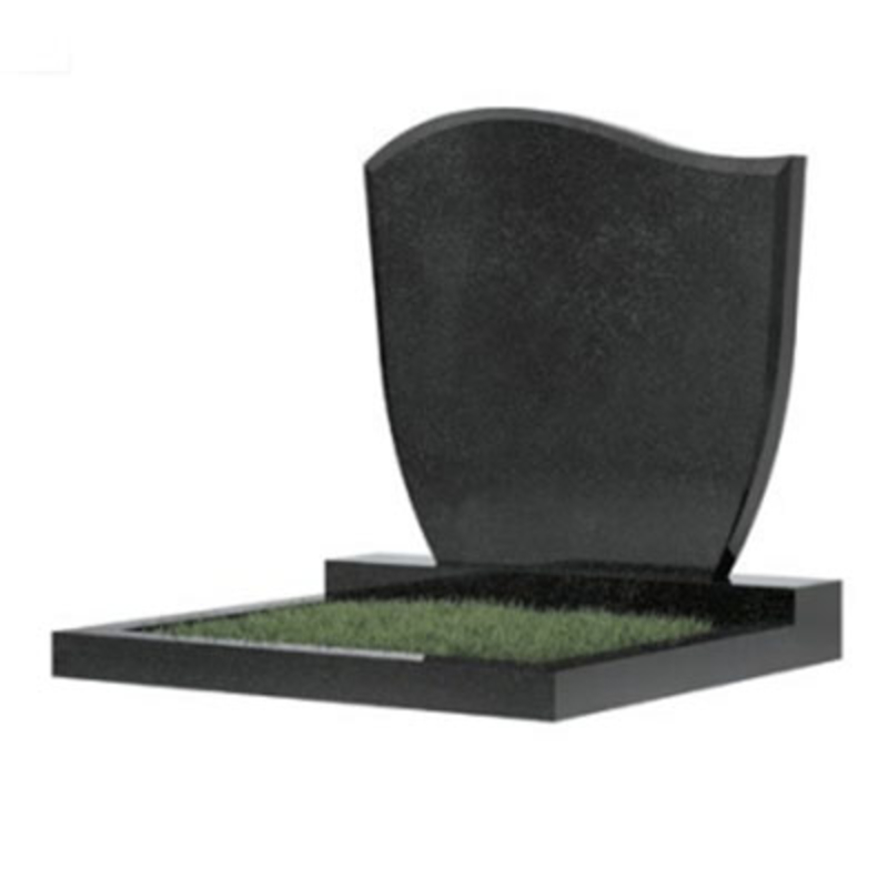 Памятник на могилу семейный из гранита размер 82*82 см